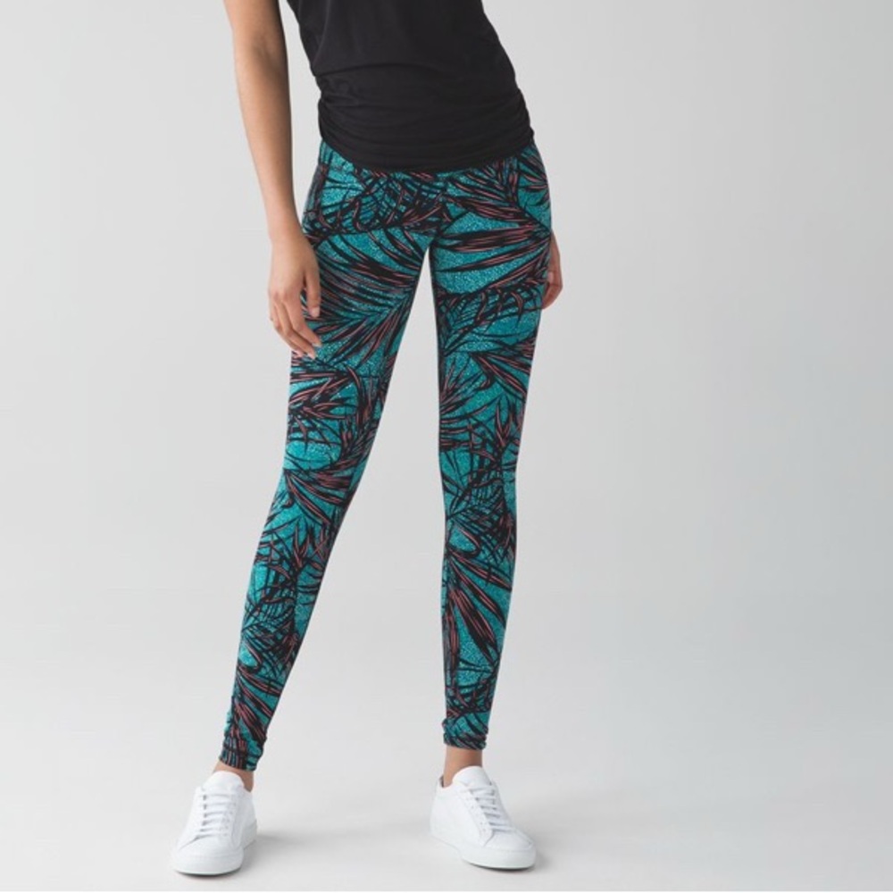 Lululemon Wunder Under High Rise Pants Full-On Luxtreme Size 2 NWT